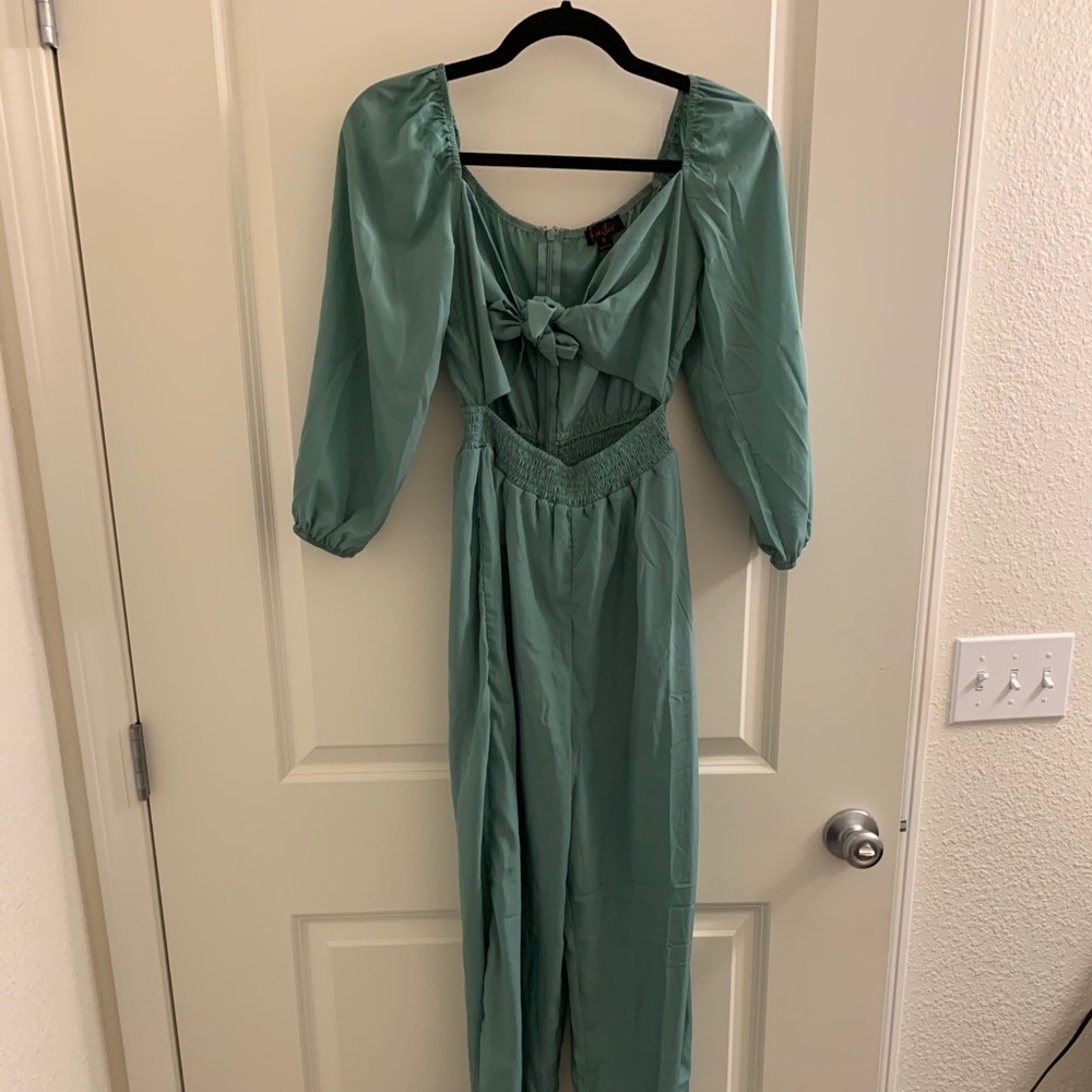 NWOT Green Tie Front Jumpsuit